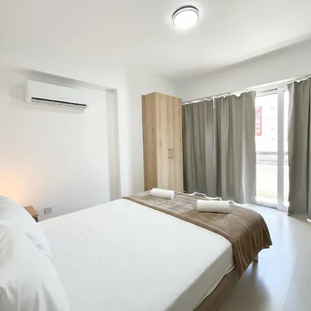Finikoudes Nest 3 Apartment *